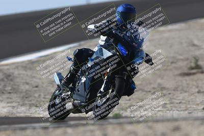 media/Nov-02-2025-Lets Ride (Sun) [[f7a3caa734]]/B Group/1220pm (Turn 2 Outside)/